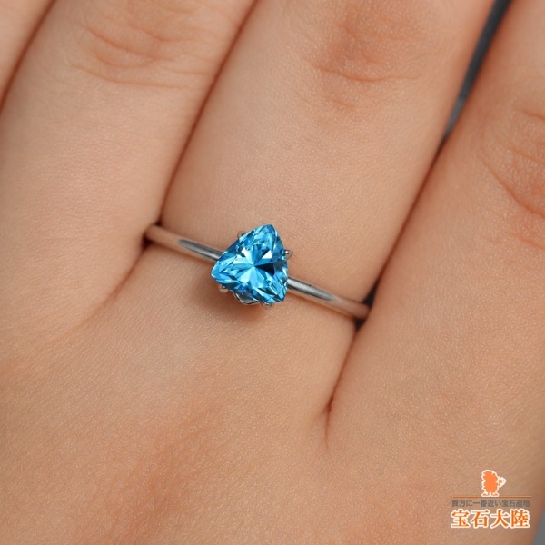 天然ジルコン 1.06ct 【極輝トリリアント】ドイツカット マラウイ