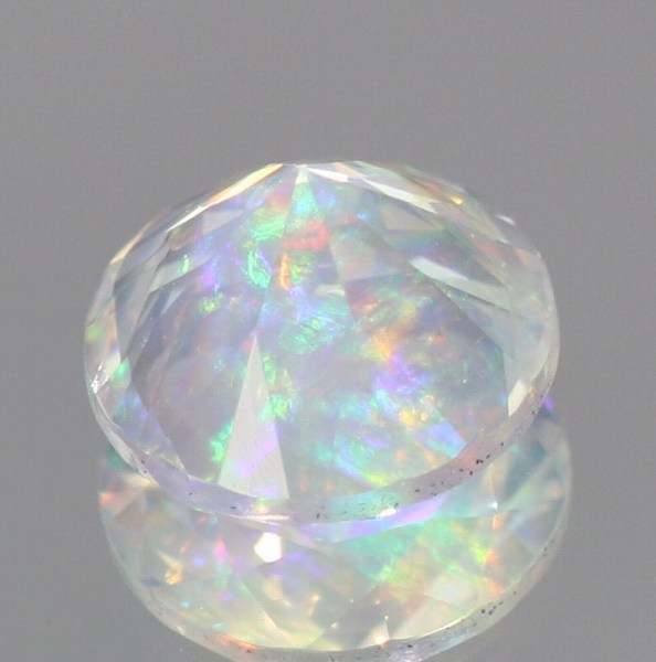 天然オパール 0.92ct 【ファセットカット】 メキシコ　