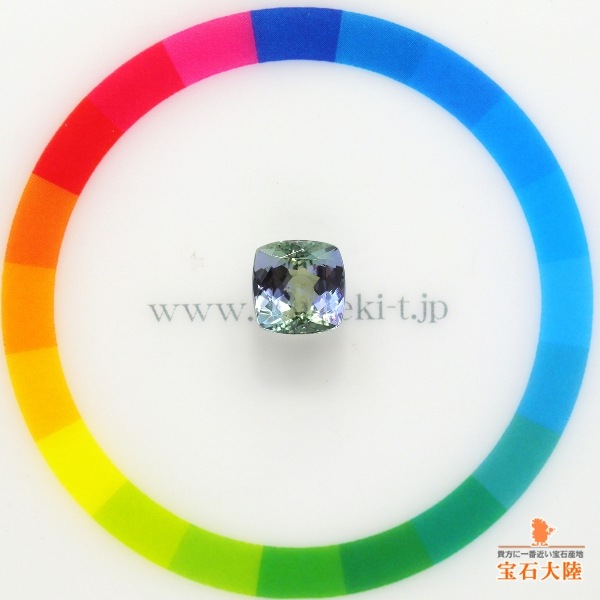 天然ゾイサイト 2.24ct 【マルチバイカラー】 タンザニア