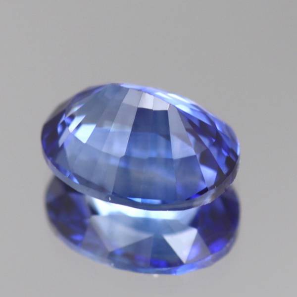 天然サファイア 0.82ct 【コーンフラワーブルー】 マダガスカル 