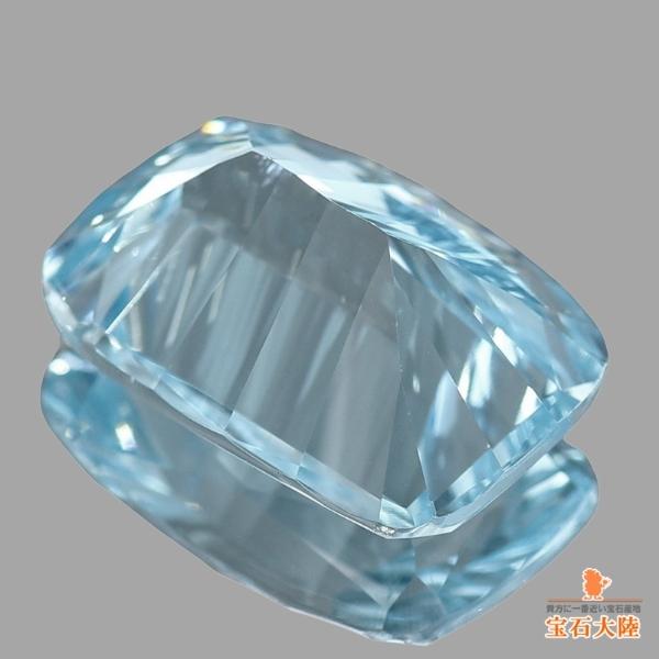 天然トパーズ 7.81ct 【ブルー】コンケーブカット