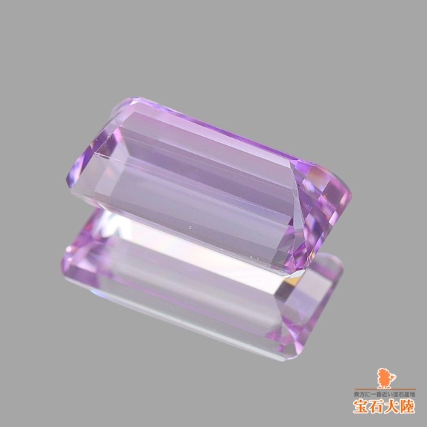天然ゾイサイト 0.62ct 【ピンク】 タンザナイト