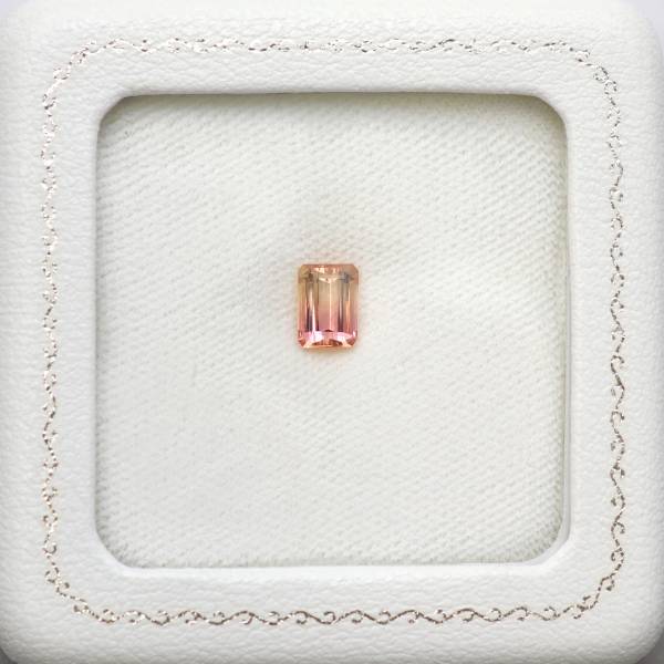 天然インペリアルトパーズ 1.20ct 【バイカラー】 ブラジル