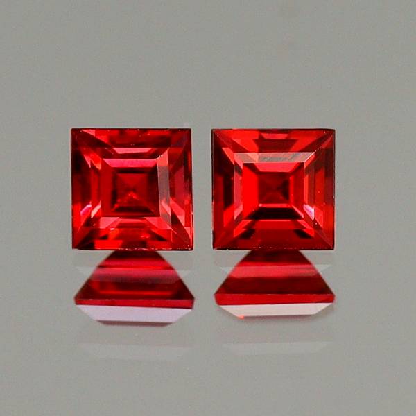 天然スピネル 0.24ct 【レッド】 ペア ミャンマー