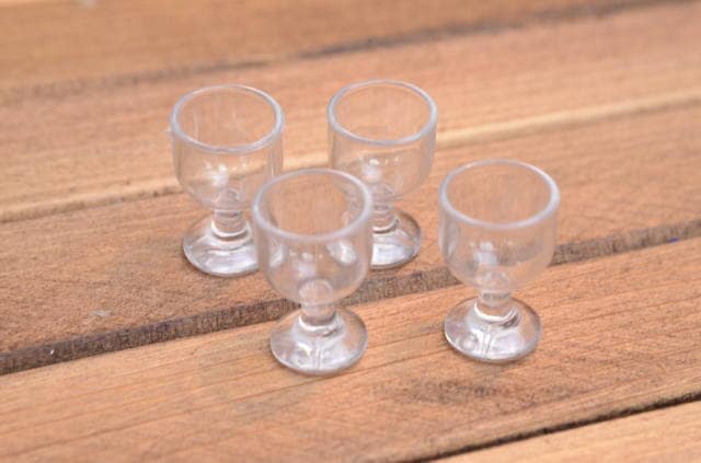 ミニチュア雑貨 ワイングラス 4個セット (プラスチック製) [DM209