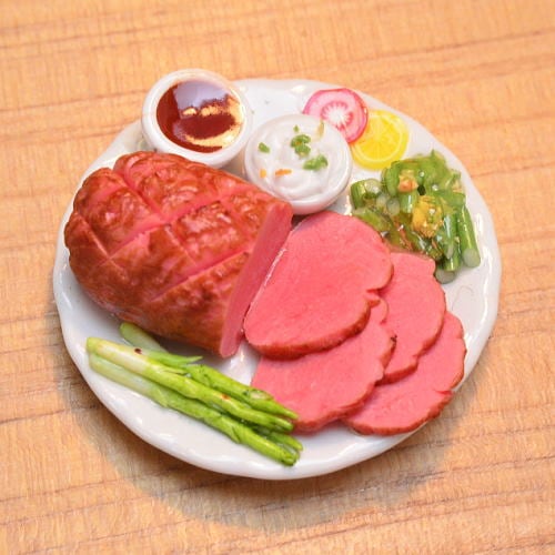 ミニチュアフード 肉料理シリーズ(D) [FN4] 品番：28553 [m-s][imp](1/12スケール)【ネコポス配送対応】