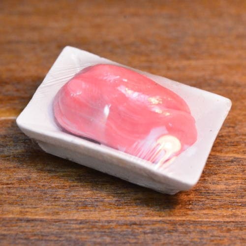 ミニチュアフード 肉パックシリーズ(D) [BUT4] 牛肉 品番：28565 [m-s][imp](1/12スケール)【ネコポス配送対応】