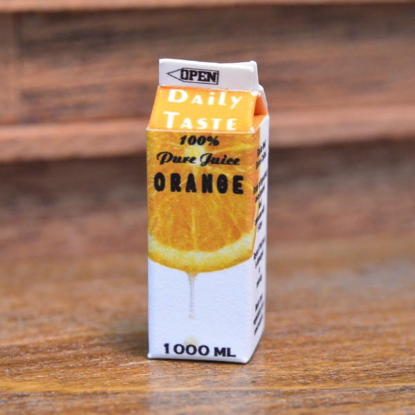 ミニチュアフード オレンジジュース 作家：ミニチュア工房 利佳 さん [品番：28711] [m-s] 【ネコポス配送対応】