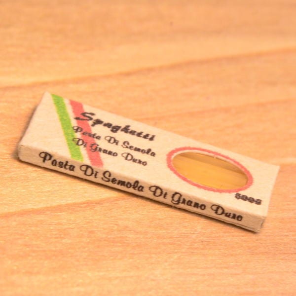 ミニチュアフード パスタ 箱タイプ(A) 作家：ミニチュア工房 利佳 さん [品番：28714] [m-s] 【ネコポス配送対応】