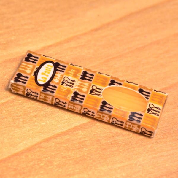 ミニチュアフード パスタ 箱タイプ(D) 作家：ミニチュア工房 利佳 さん [品番：28717] [m-s] 【ネコポス配送対応】