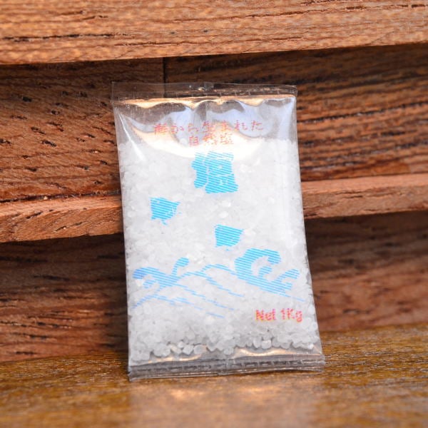 ミニチュアフード 塩 袋(A) 作家：ミニチュア工房 利佳 さん [品番：28728] [m-s] 【ネコポス配送対応】