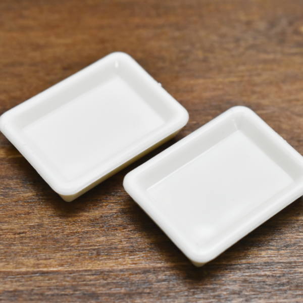 ミニチュア雑貨 プラスチック製のチビトレイ 15×20mm 2枚セット [MWDMT10] [m-s]【ネコポス配送対応】【C】