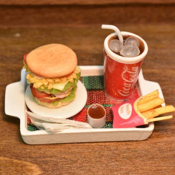 ミニチュアフード ファストフードトレー(11) [SM-TFF11] [m-s]※ロットによりトレーのマットの色が変更になる場合があります【 ネコポス不可 】【C】