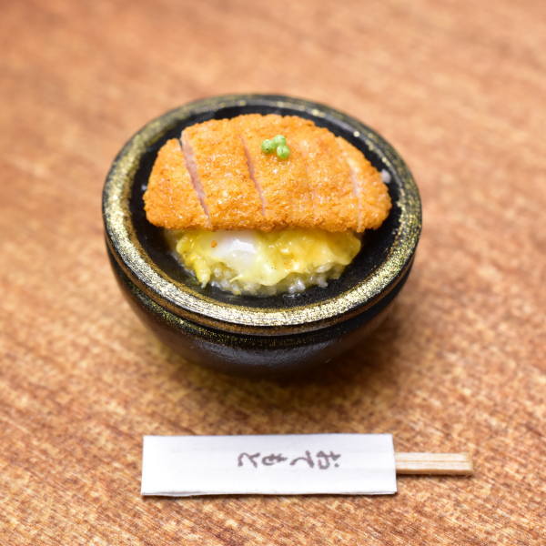 洋書　miniature food masterclass ミニチュアフード Miniature Food Masterclass: Materials and Techniques for