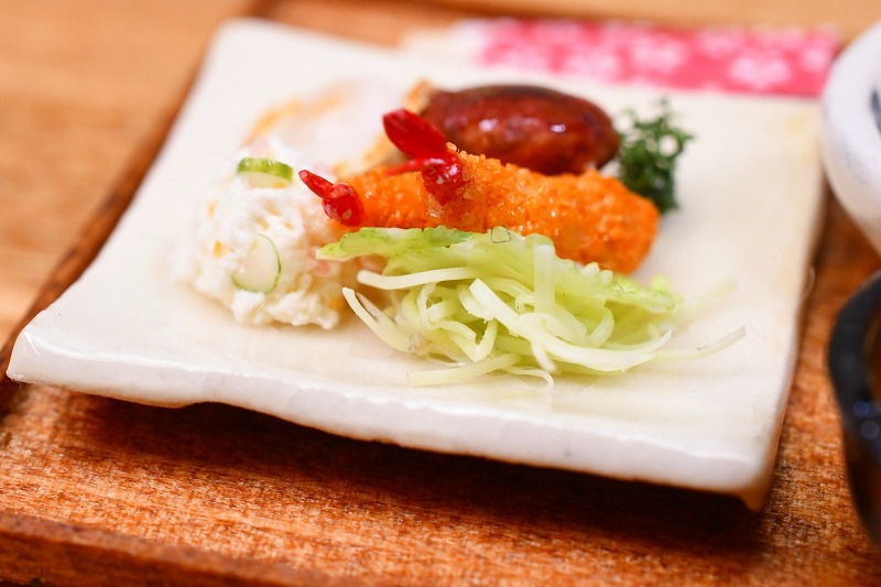 展示のみ】ミニチュアフード ハンバーグ＆エビフライ定食 作家：京都