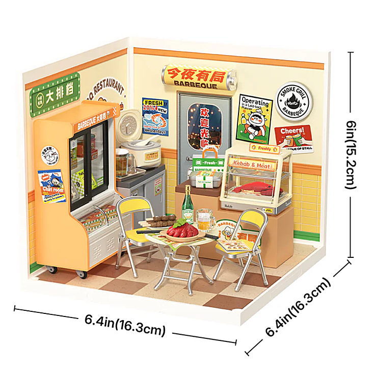 小屋の中身 これだけ入るんや！めっちゃ便利。 - YouTube