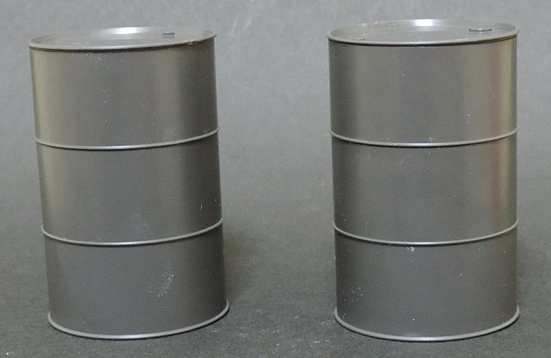 ミニチュア雑貨 1/12スケール ドラム缶 (グレー） 2本セット (ピンクタンク pinktank) [m-s] 【 ネコポス不可 】【C】