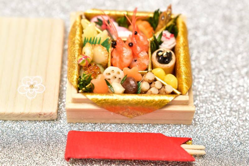 展示のみ】【送料無料】ミニチュアフード おせち一段重 (白木
