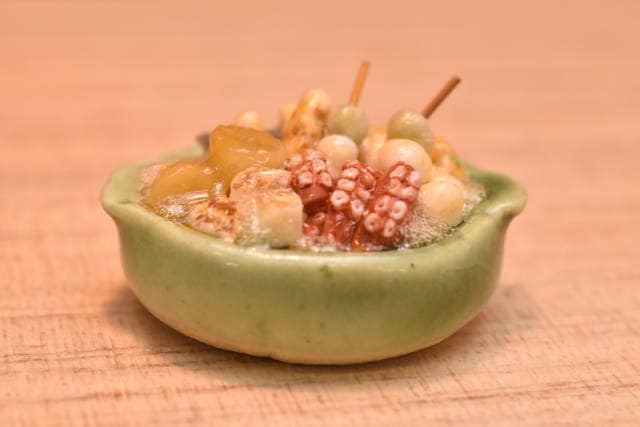ミニチュアフード おでんと鮭と竹の子の炊き込み御飯のセット ミニチュアフード】鍋サイズは4cm！アツアツおでん/ DIY