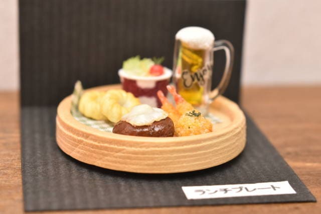 洋書　miniature food masterclass ミニチュアフード ⭐️ミニチュアフードキット⭐️ - メルカリ