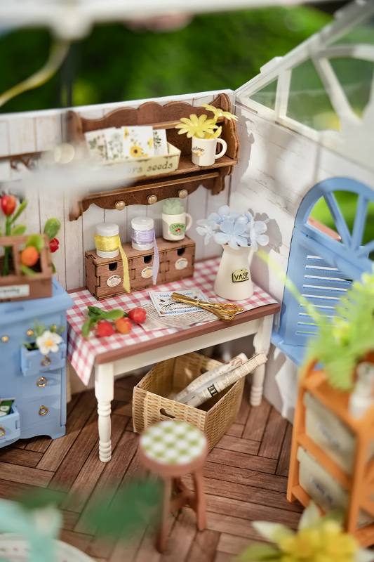 ROBOTIME Rolife DIYミニチュアドールハウスキット 【DG163：Dreamy