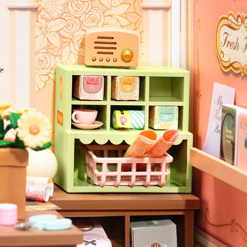 ROBOTIME ROLIFE DIY ミニチュアハウス スーパークリエイターシリーズ 【DW017B：Fresh Flower Shop】※組立説明書(英語版) [m-s]【 ネコポス不可 】