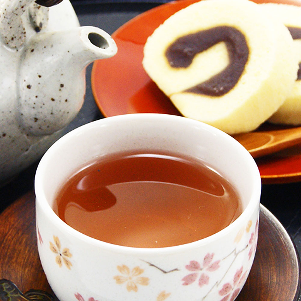 ほうじ茶 自家焙煎 「松」 100ｇ入り お茶 日本茶 緑茶 茶葉 みのる園 ほうじ茶とは ギフト プレゼント Green Tea お茶の種類 お食事用 おやつ用 来客用 ほうじ茶ラテ スイーツ カフェイン sencha 堂 荘 春のお茶 夏のお茶 秋のお茶 冬のお茶 京都 入れ方 淹れ方 水出し 冷茶 煎茶道具 茶碗 急須 湯冷まし