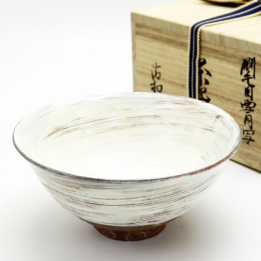 茶碗 木箱 白 抹茶碗 茶道具 茶器 茶の湯 お稽古 時代 茶碗 木箱 白 抹茶碗 茶道具 茶器 茶の湯 お稽古 時代 【公式通販】