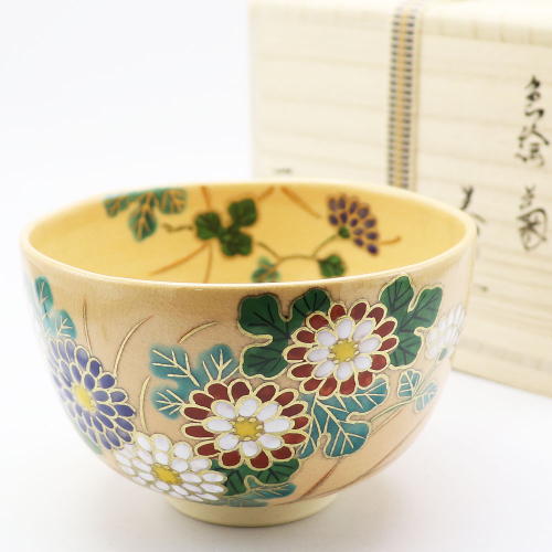 ガラスの抹茶碗 花と蝶の模様 木箱付き ガラスの抹茶碗 花と蝶の模様 木箱付き