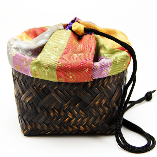 仕服付竹篭 和装バッグ 野点用 茶道具 茶器 茶筅 茶碗 棗 古帛紗 袱紗 茶巾 炭道具 灰 茶道具類 柄杓 水指 掛け軸 茶の湯道具 抹茶 お点前 水屋 お稽古