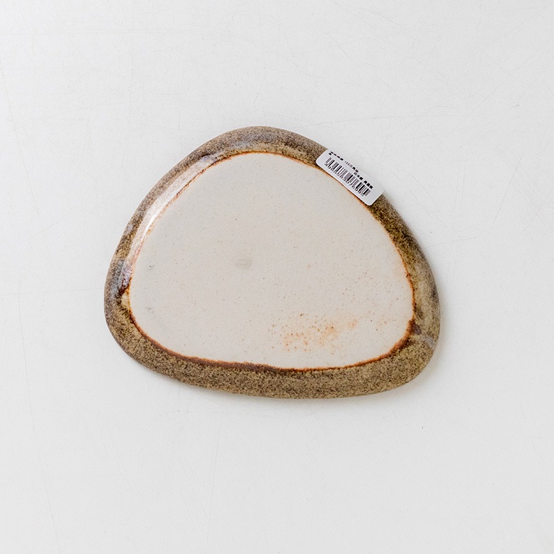 窯変美濃 155三角皿 茶