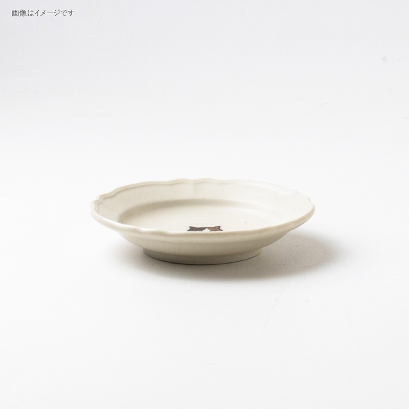 三匹の猫 100皿