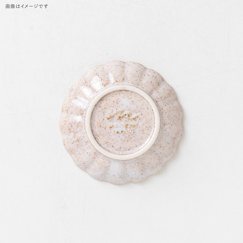 toiro plus(トイロプラス) 90菊型小皿 シアーホワイト