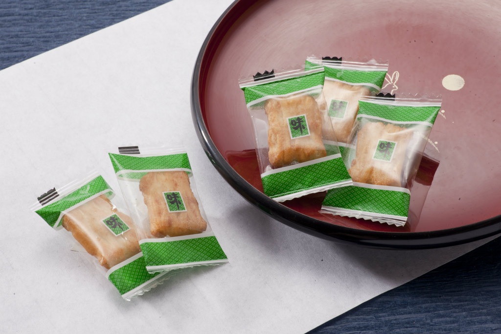 煎茶セット柿画文様A388 よりどり5点】プチわさび 140g | すべての商品 | 柿の種、おかき