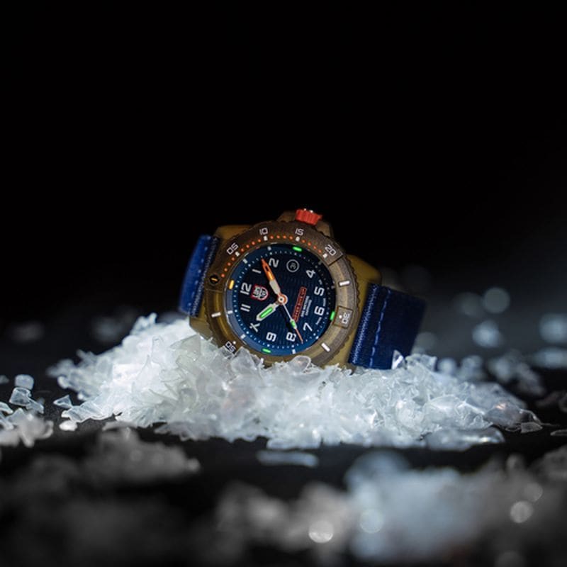 特別価格Luminox Bear Grylls Survival XB.3741 メンズウォッチ 45mm ミリタリーウォッチ ブラック日付機能 クロノグラフコンパス 300m 防水 サファイア並行輸入 腕時計ルミノックス世界を代表するサバイバル冒険家Bear Grylls(ベア