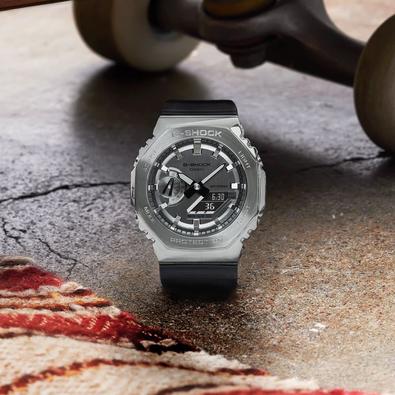 [美品］CASIO カシオ G-SHOCK ジーショックGM-2100-1AJF GM-2100-1AJF | CASIO