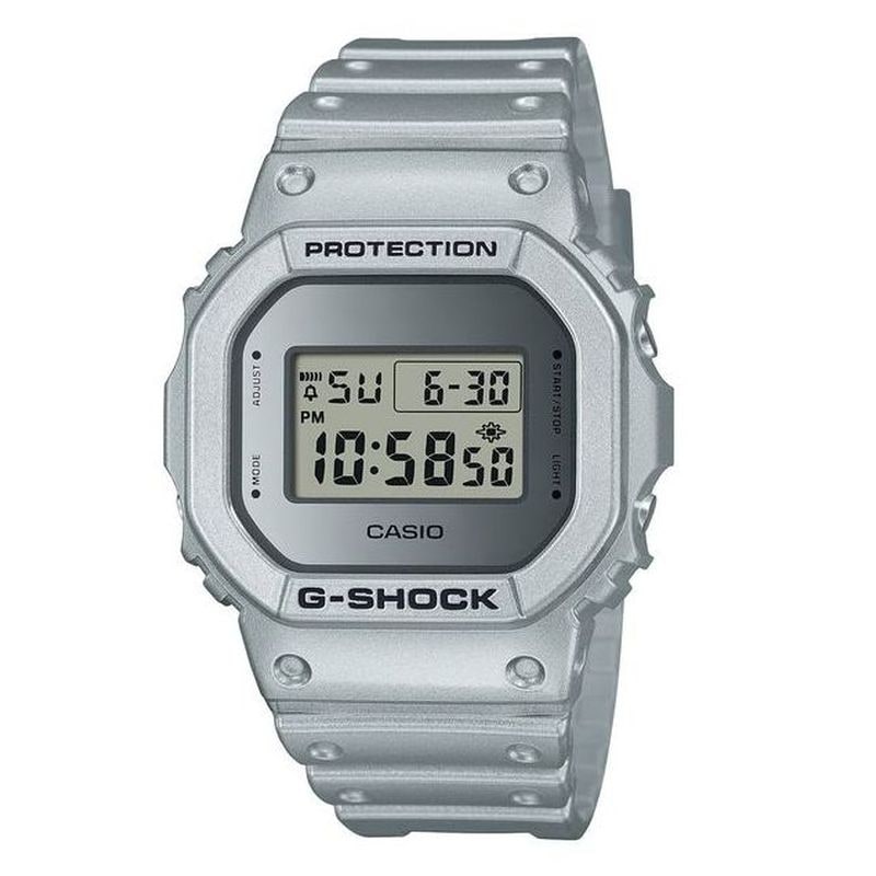 CASIO G-SHOCK（ジーショック）5600 SERIES Forgotten future デジタル