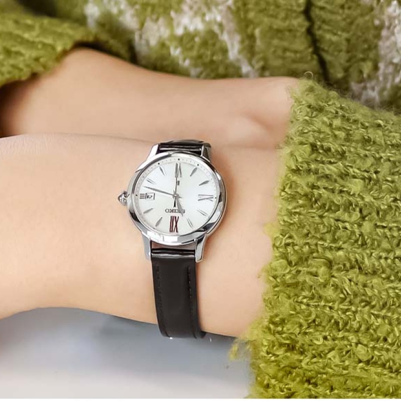 SEIKO LUKIA�ʥ륭���ˡڸ���300�ܡۥ��������ӻ���110��ǯ��ǰ �����顼��SSVW223��