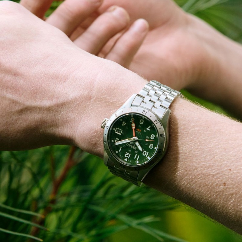 SEIKO 5 SPORTS�ʥե����֥��ݡ��ġ� Field series Field Sports Style GMT ��ǥ� �ᥫ�˥��� ��ư���� ��HDB001J��