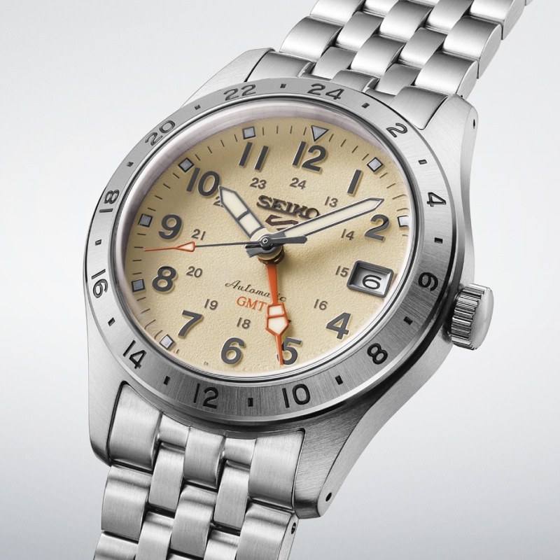 SEIKO 5 SPORTS�ʥե����֥��ݡ��ġ� Field series Field Sports Style GMT ��ǥ� �ᥫ�˥��� ��ư���� ��HDB002J��