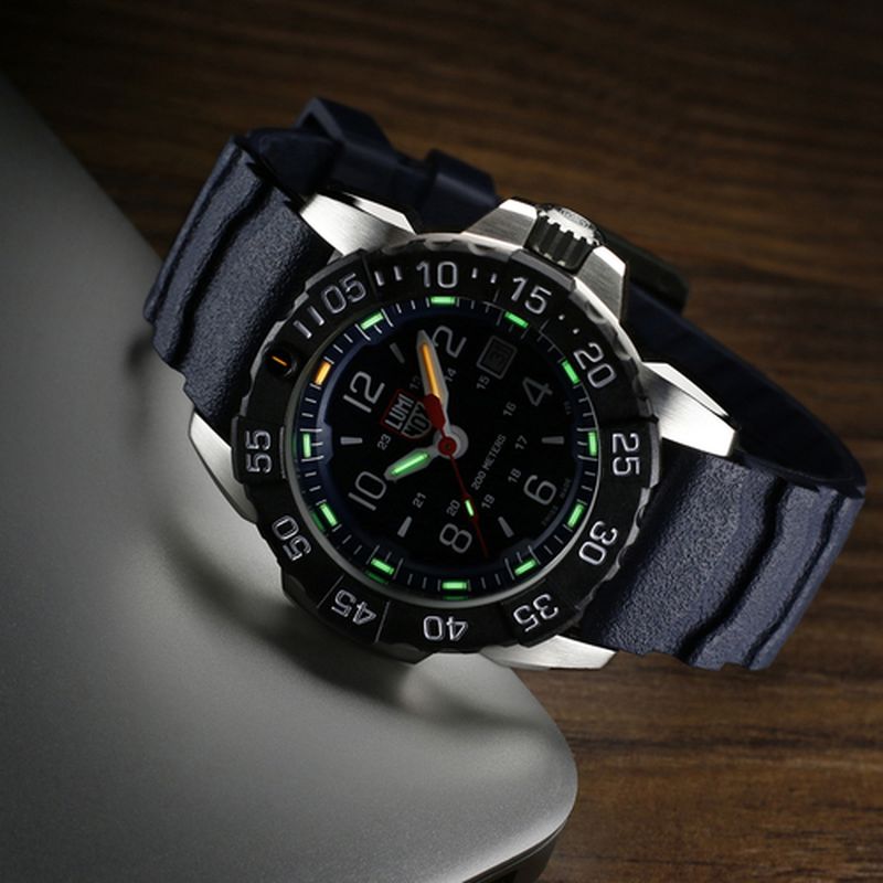 Luminox ルミノックス　XS.3251.CB　NAVY SEAL RSC NAVY SEAL RSC 3250 SERIES Ref.3251.CB | Luminox ルミノックス