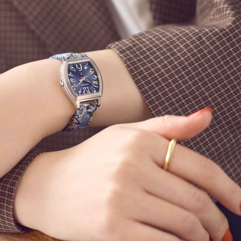 SEIKO LUKIA�ʥ륭���� �ڸ���500�ܡ� Happy Collection Made With Liberty Fabric Limited Edition ���㥤�֥�ǥ� �ե��֥�å��ؤ��Х���� ��ǥ����� �����顼���� ��SSQW103��