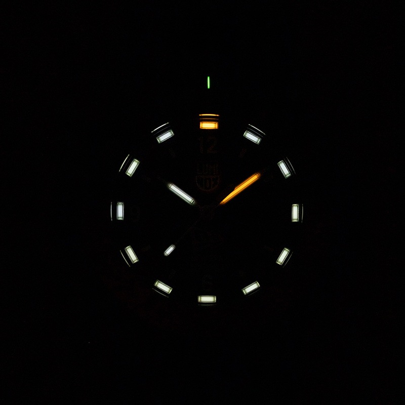 LUMINOX�ʥ�ߥΥå�����ORIGINAL NAVY SEAL 3000 SERIES New Era 59FIFTY Day 2024 70��ǯ��ǰ��Ref.3001.70thAnniversary��