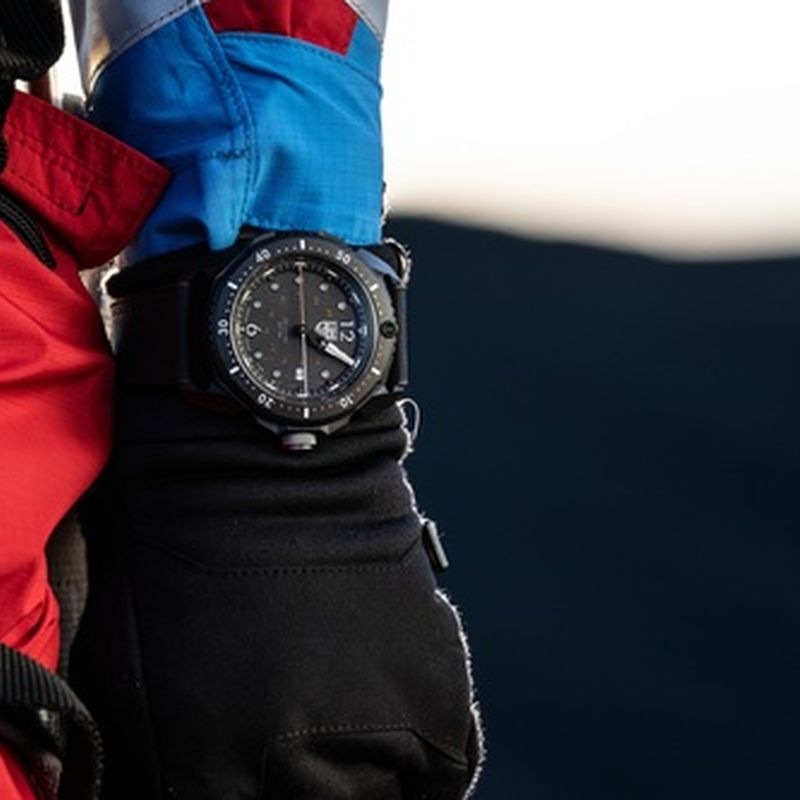 LUMINOX（ルミノックス）ICE-SAR ARCTIC 1050 SERIES【Ref.1052