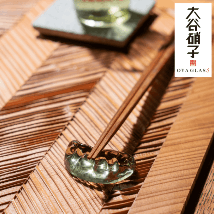 �ʰ� ��ë�˻� ��ë���꡼�� ��Ȥ�֤�Omoeraku Oyaglass Oyagreen Gyoza Chopsticks rest