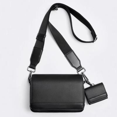 ZARA ザラ マルチポケットクロスボディバッグ　完売品 210.jpg