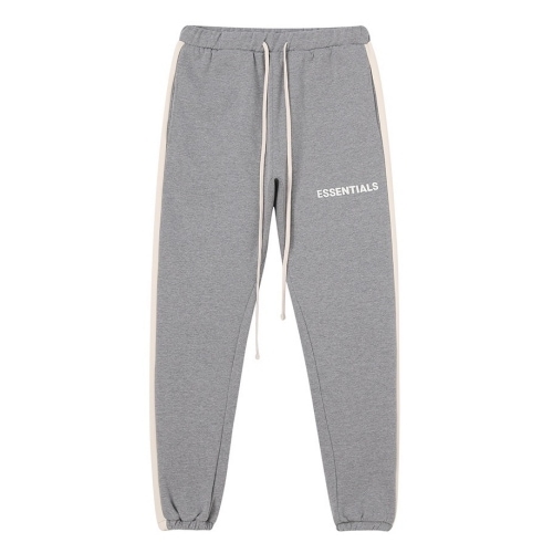 fear of god essentials ラインスウェットパンツ FOG ESSENTIALS（エフオージーエッセンシャルズ）の「FOG