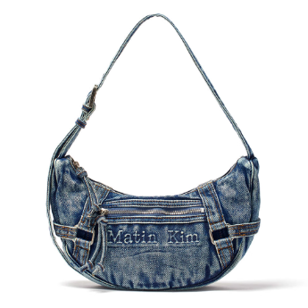 【MATIN KIM】 MATIN WASHED DENIM HOBO BAG ●送料・関税込● MATIN KIM ホーボーバッグ ワンショルダーバッグ MATIN WASHED