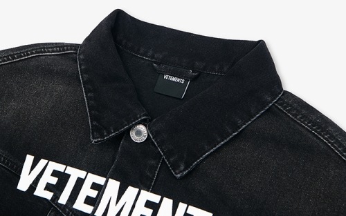 VETEMENTS 2024SS ロゴ ペイント デニムジャケット 64116001
