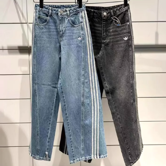 adidas originals リラックス デニムパンツ LOOSE DENIM PANTS